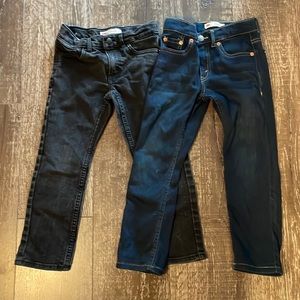 2 pairs size 6 Levi’s jeans REG Slim
